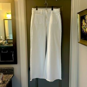 Mother Denim Patch Pocket Roller Fray white Jeans